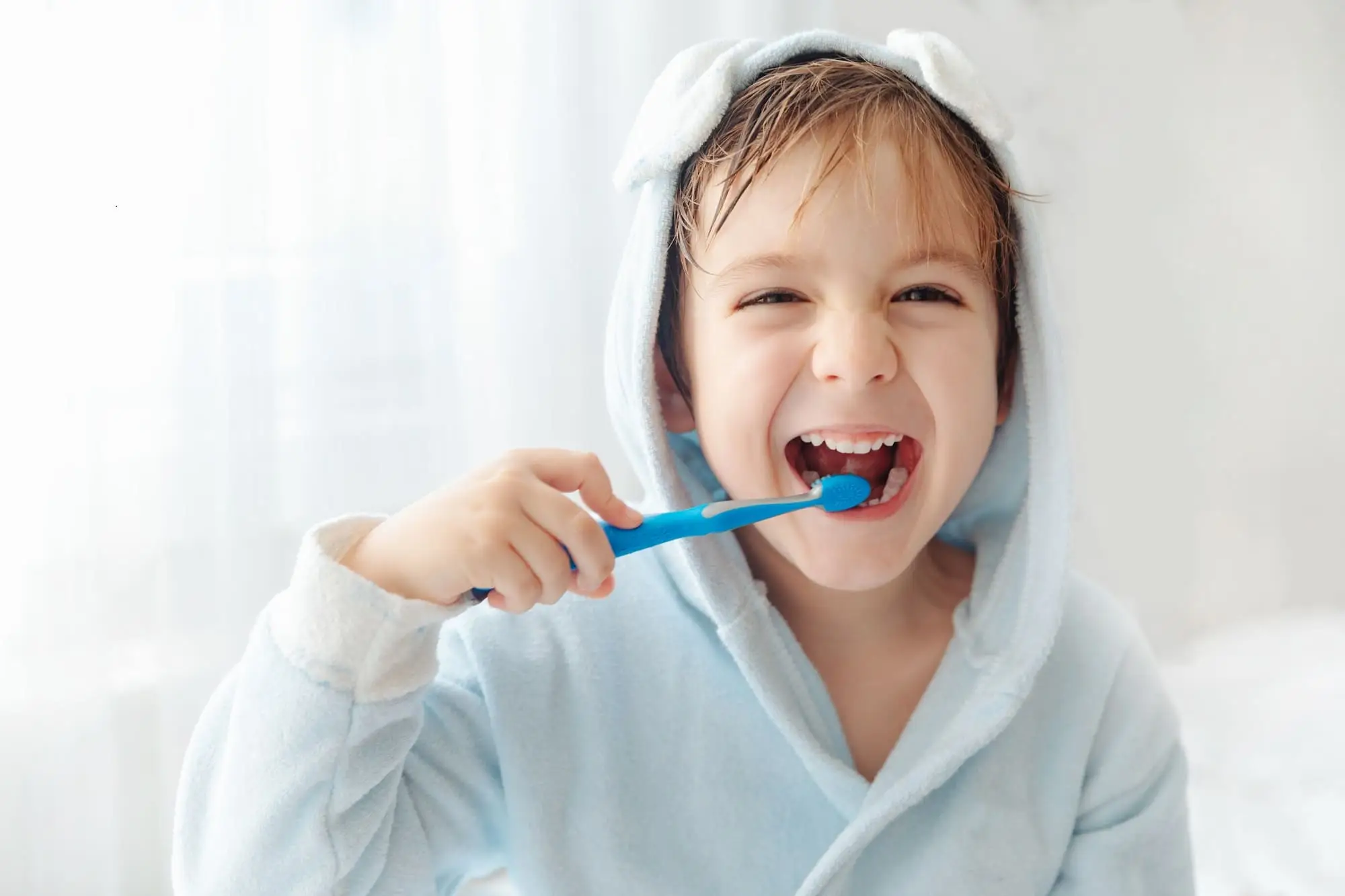 Советы зубной феи: как правильно чистить зубы ребенку